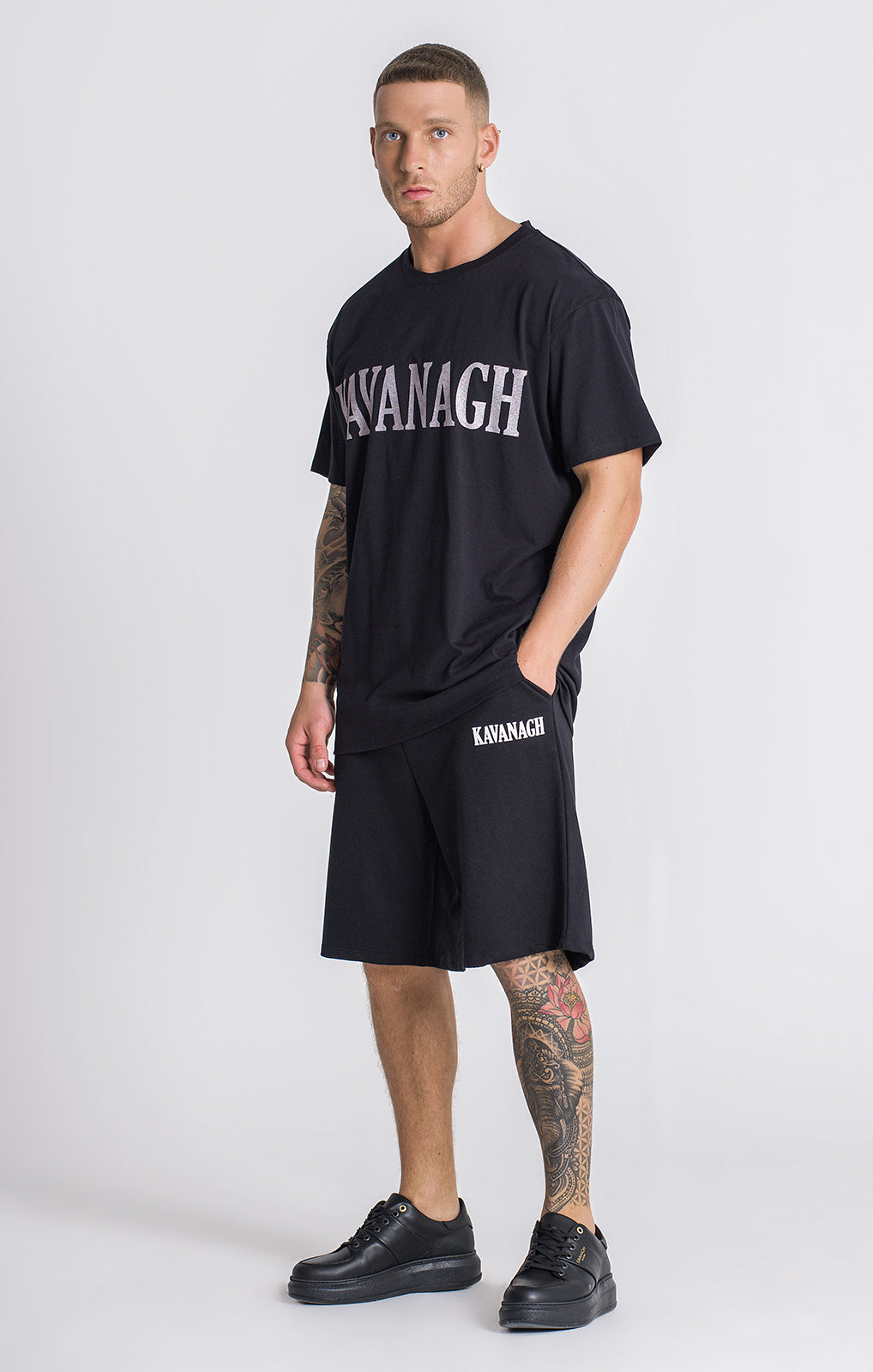 Black Kavanagh Oversized Tee